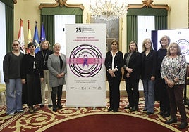 Presentación de la campaña de actos por el 25N, este martes, en el Ayuntamiento de Gijón.