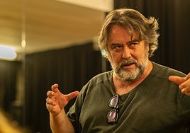 El dramaturgo y director teatral Andrés Lima estará mañana en Avilés.