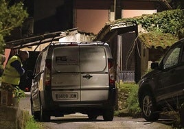 Dolor contenido en el funeral por Natalia Menéndez en Grullos