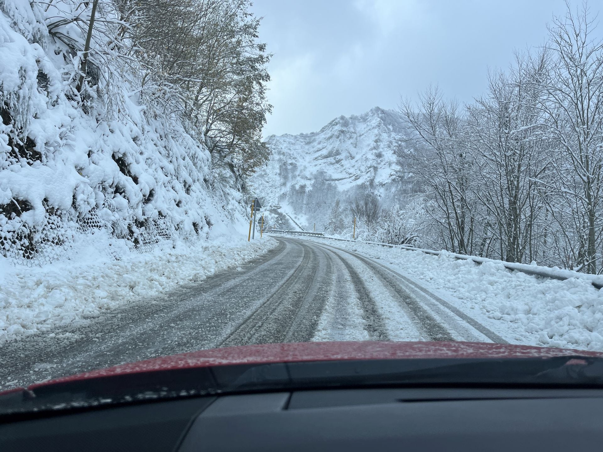 Nieve, granizo y frío en Asturias