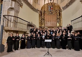 Actuación este sábado de la Coral Polifónica Gijonesa Anselmo Solar, en la Colegiata de San Juan Bautista.