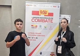 Ares Lois junto a su entrenadora Sara Montoya.