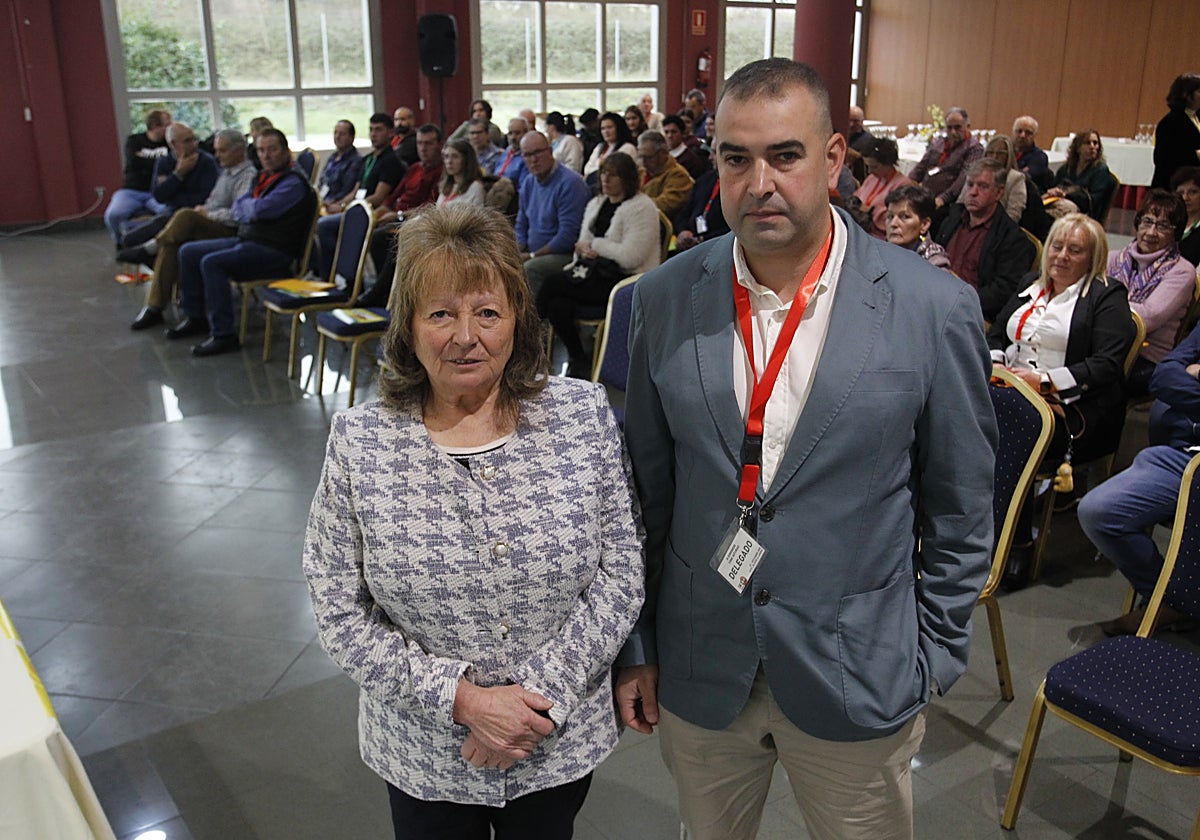 Mercedes Cruzado con su sustituto al frente de Coag, David Pérez.