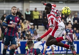 Las puntuaciones de Manuel Rosety en el Huesca - Sporting de Gijón: calamidad, inocencia y mediocridad