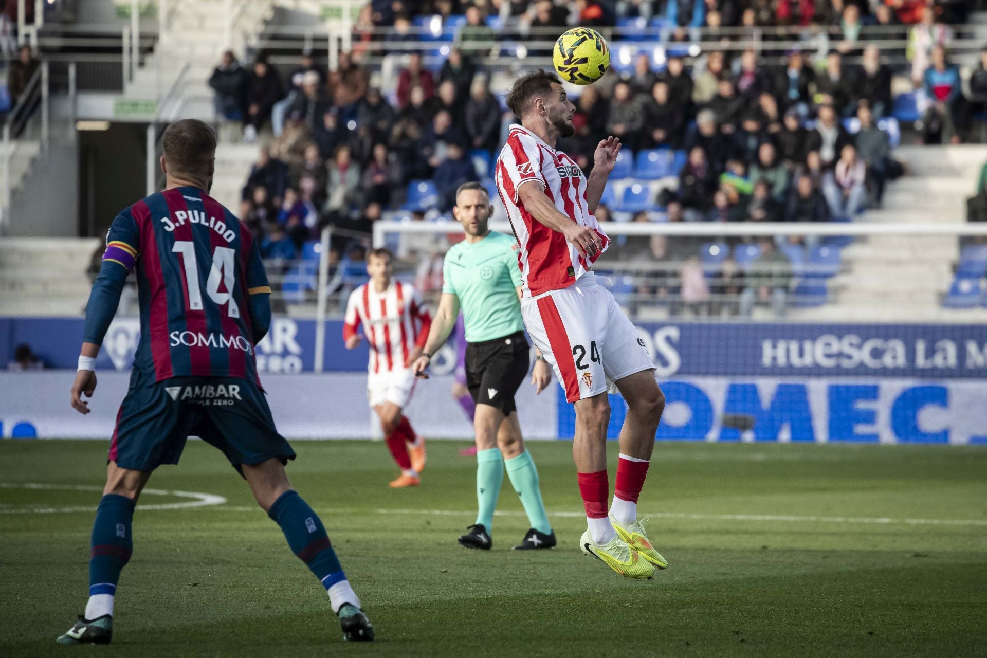 Las mejores imágenes del Huesca 2-0 Sporting de Gijón