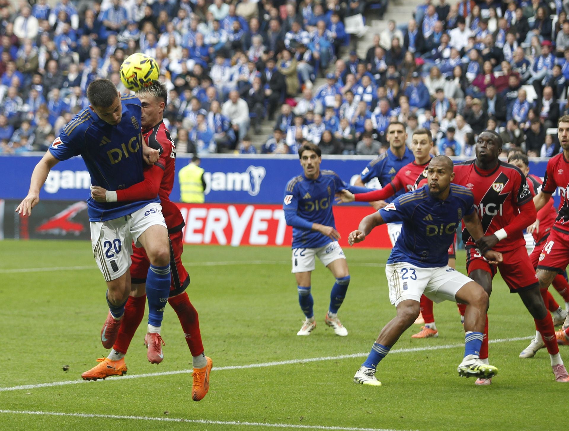 Las mejores imágenes del Real Oviedo 0-0 Rayo Vallecano