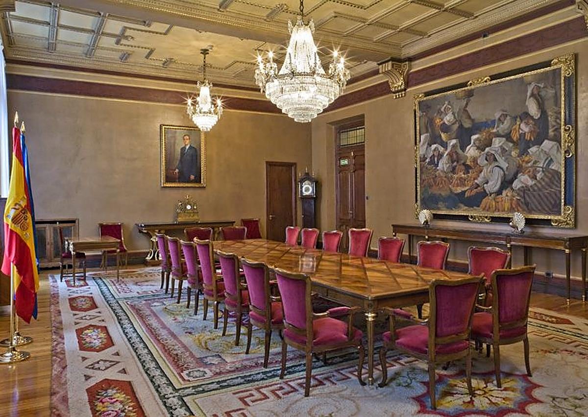 Imagen secundaria 1 - Sala de la Constitución (arriba), Sala Argüelles (izquierda) y Salón Europa (derecha).