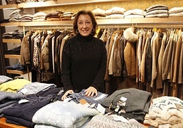 Marta del Río siempre vende «con ilusión» en Del Río Uribe.