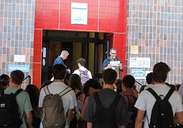 Imagen de archivo de estudiantes en el instituto Número 4 de Avilés.