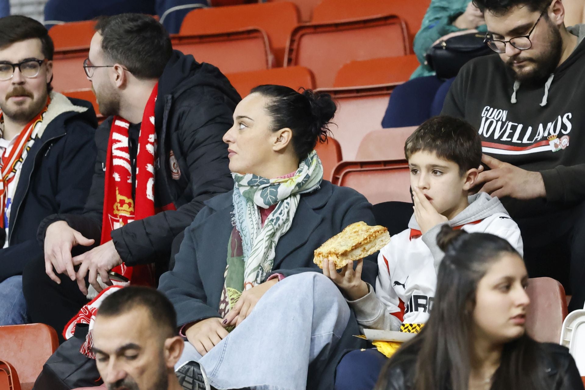 ¿Estuviste en el Sporting - Andorra? ¡Búscate!