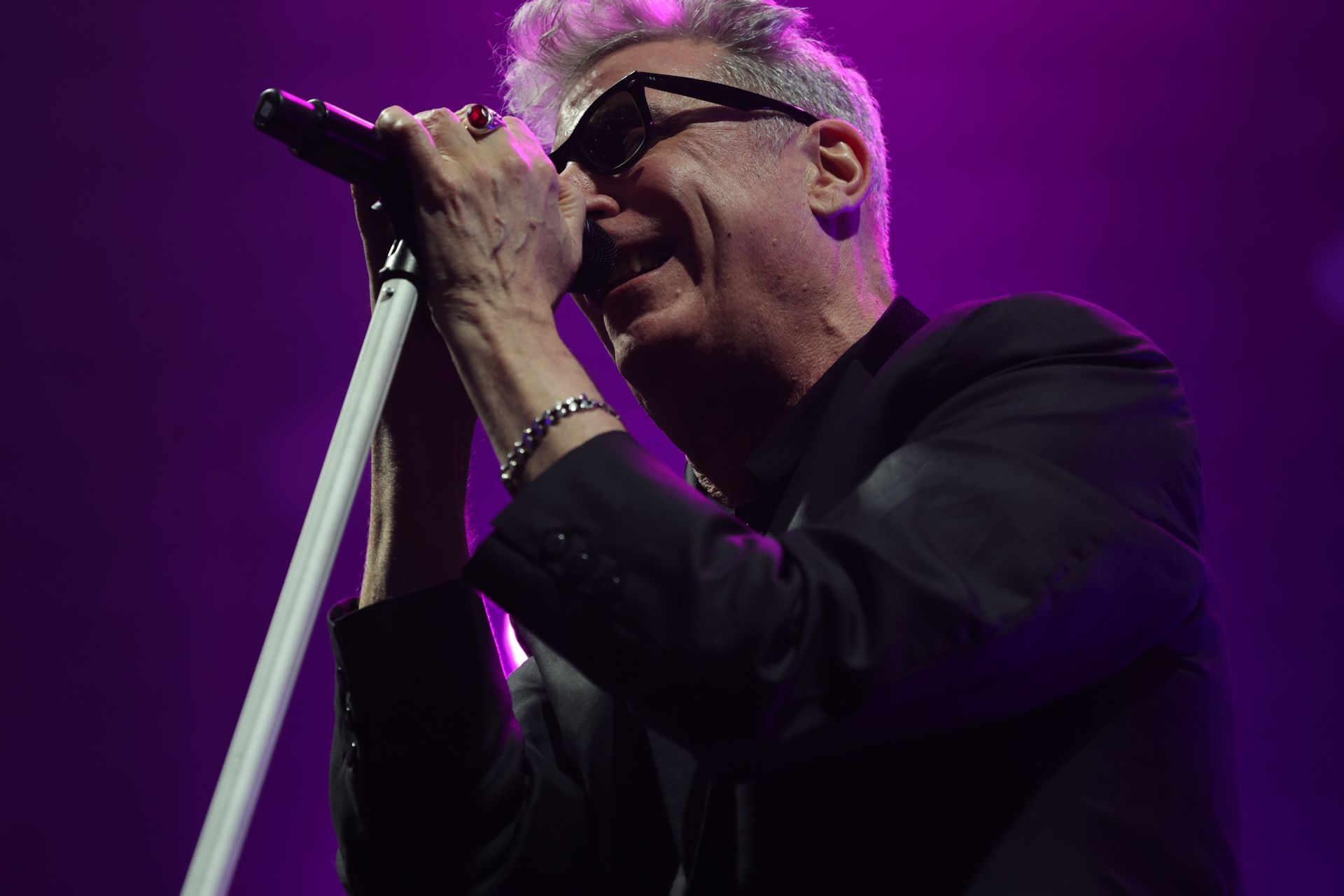 Loquillo se hace fuerte en el Gijón Arena