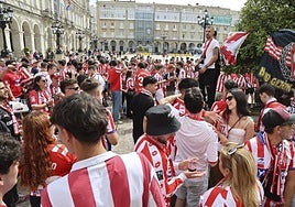 Aficionados del Sporting, esta temporada, en el viaje a La Coruña.