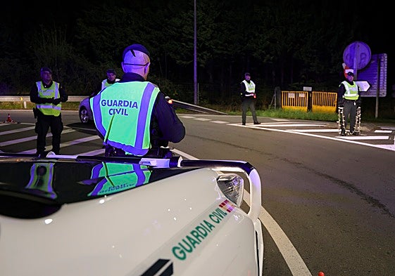 Control de la Guardia Civil a raíz de la última ola de robos.