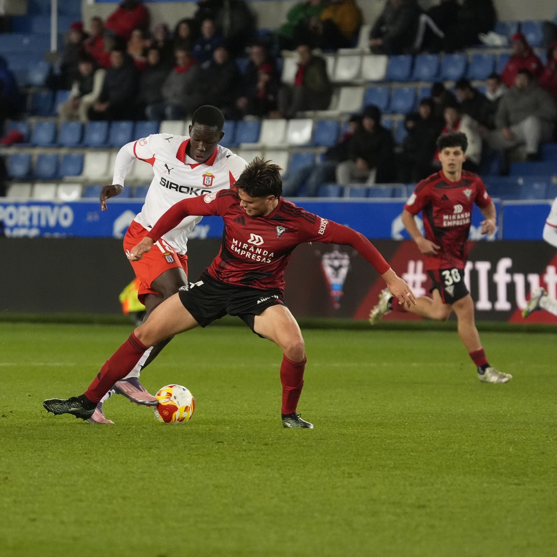 Las mejores jugadas del partido de Copa del Rey del Mirandés - Sporting de Gijón