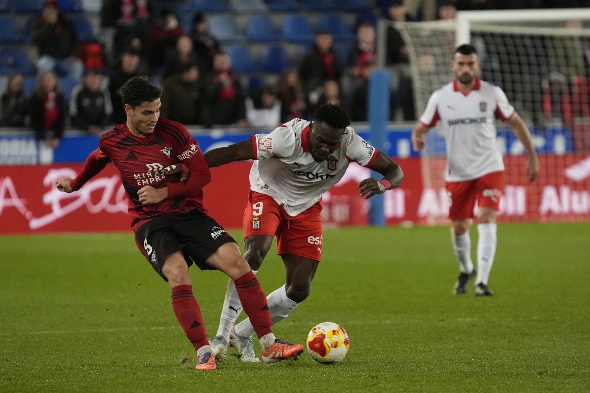 Las mejores jugadas del partido de Copa del Rey del Mirandés - Sporting de Gijón