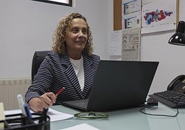 Beatriz Llaneza, secretaria general del PP regional, en su despacho.