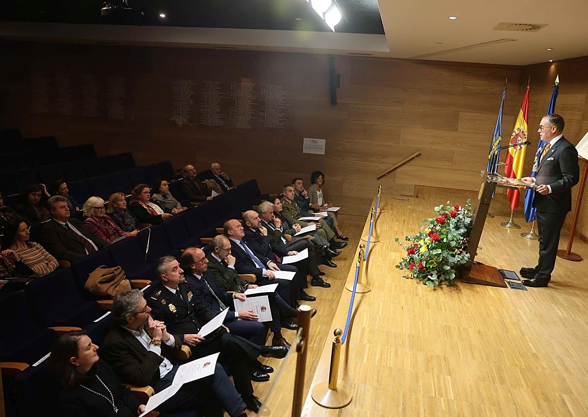 Imagen secundaria 1 - «Esta Constitución está más viva que nunca»