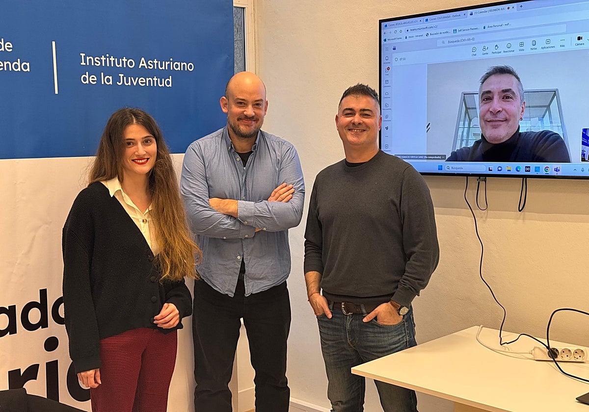 El jurado estuvo compuesto por María Fernández Abril, Miguel Barrero, Francisco de Asís Fernández Olanda y Pedro Ignacio Ortega (en la pantalla).