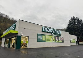 El supermercado de Talleres Santa Ana preparado para su apertura este martes