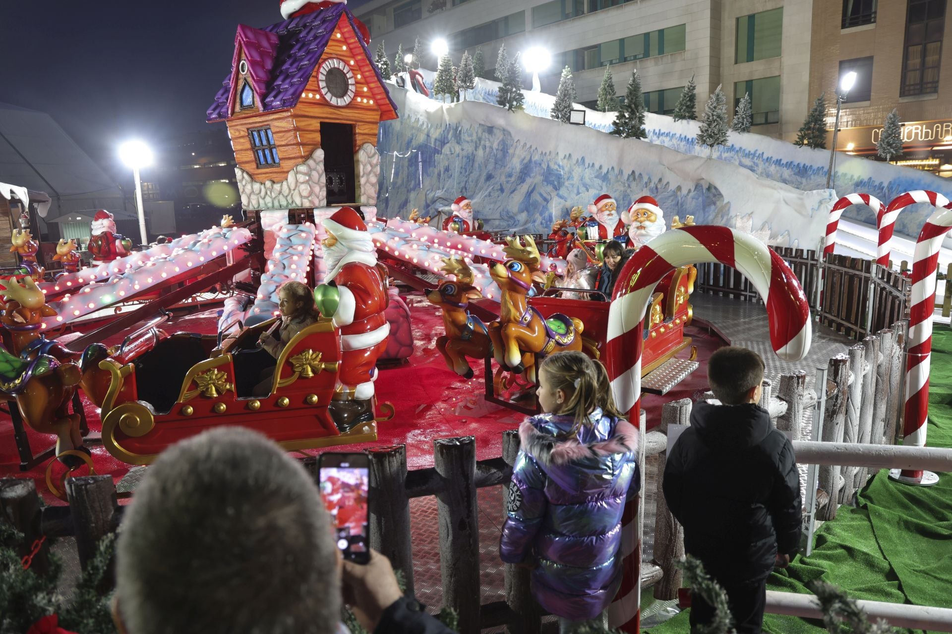 Luces, belenes, mercados y hasta pistas de patinaje: el puente de diciembre en Asturias lo tiene todo