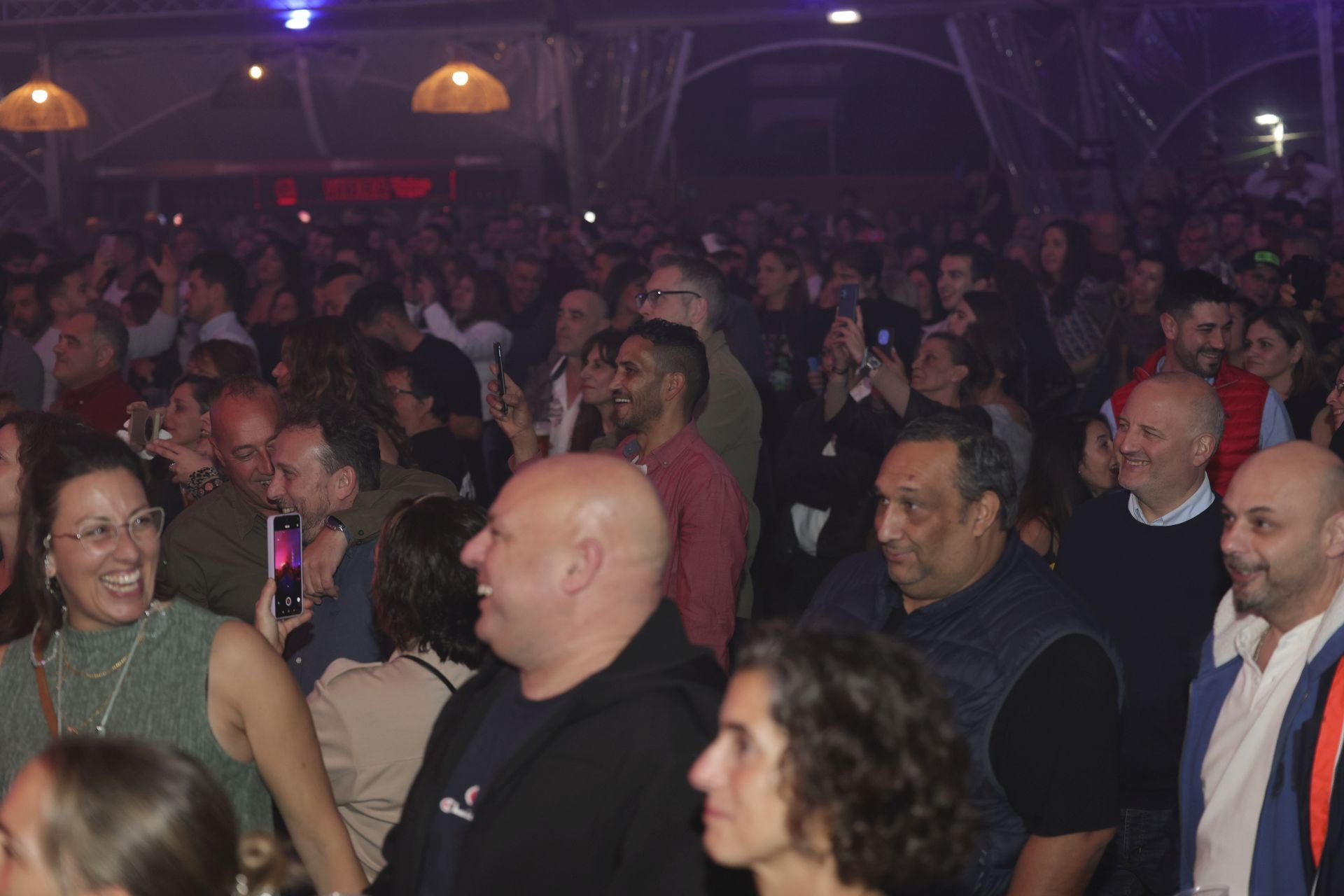 La música de los noventa sigue molando en Gijón