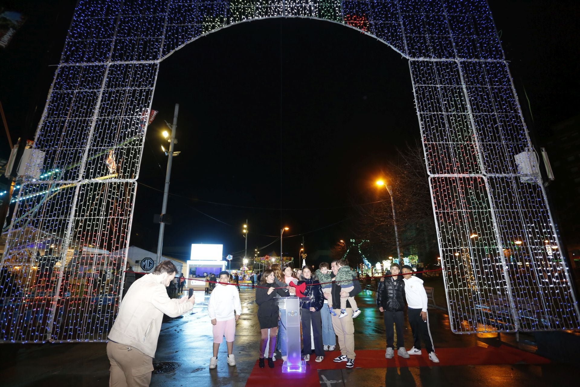 Luces, belenes, mercados y hasta pistas de patinaje: el puente de diciembre en Asturias lo tiene todo