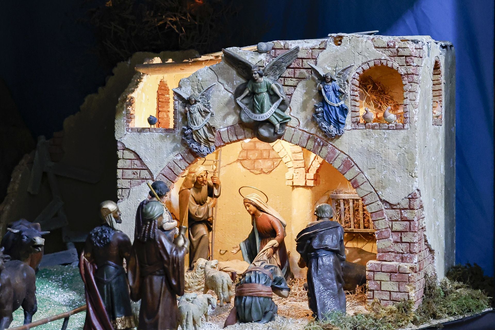 La Ruta de los Belenes de Villaviciosa: un clásico escaparate navideño