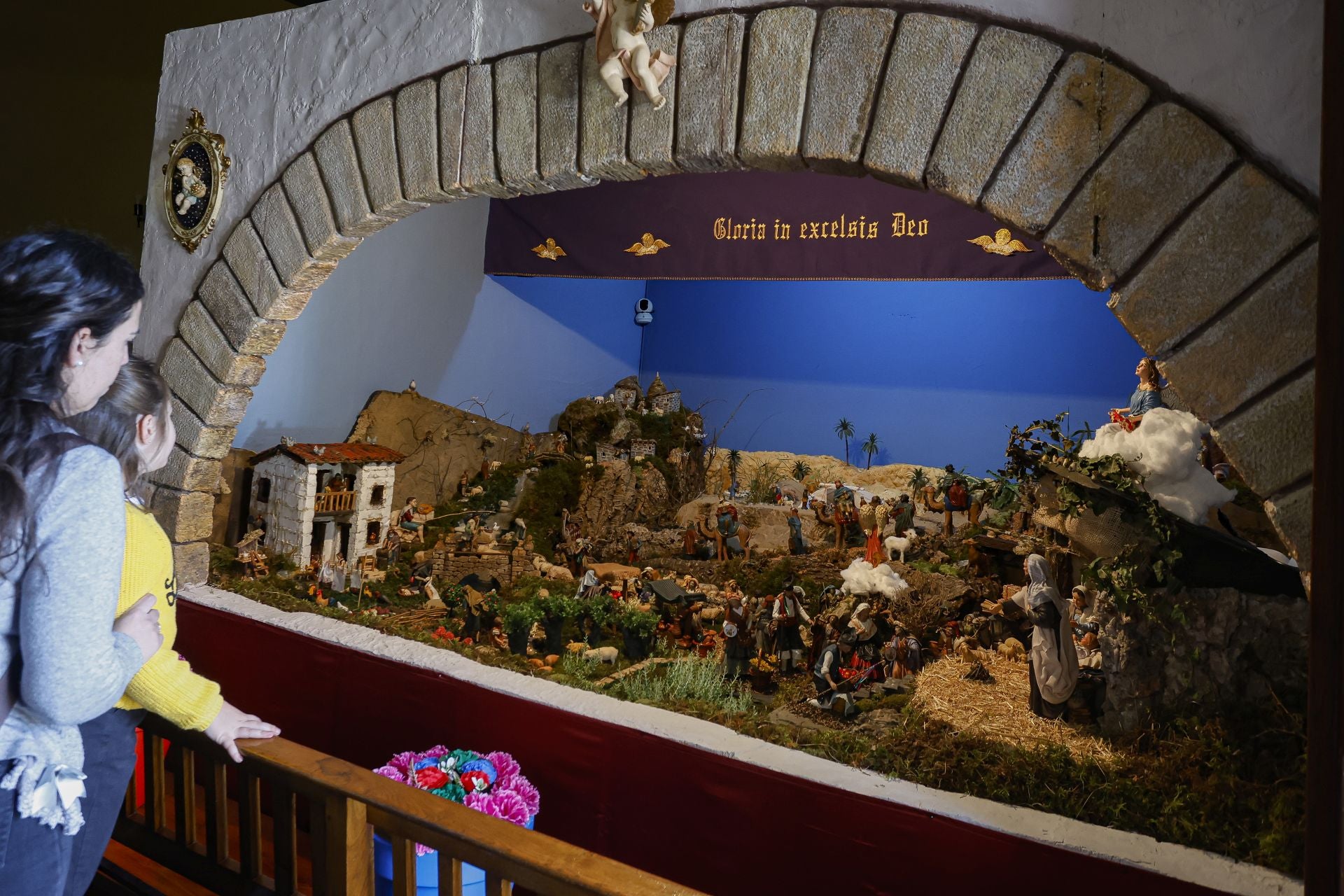 La Ruta de los Belenes de Villaviciosa: un clásico escaparate navideño