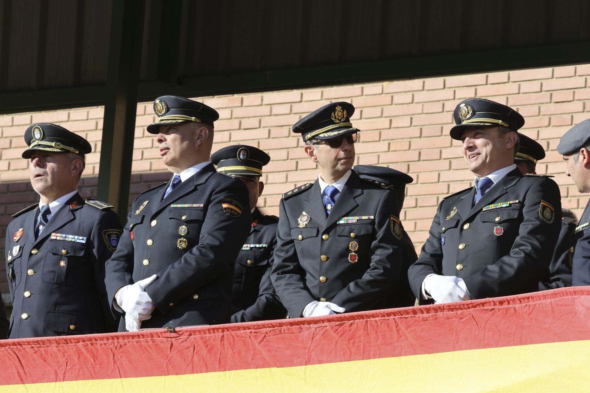 Parada militar y una despedida: las imágenes del Día de la Inmaculada en Cabo Noval