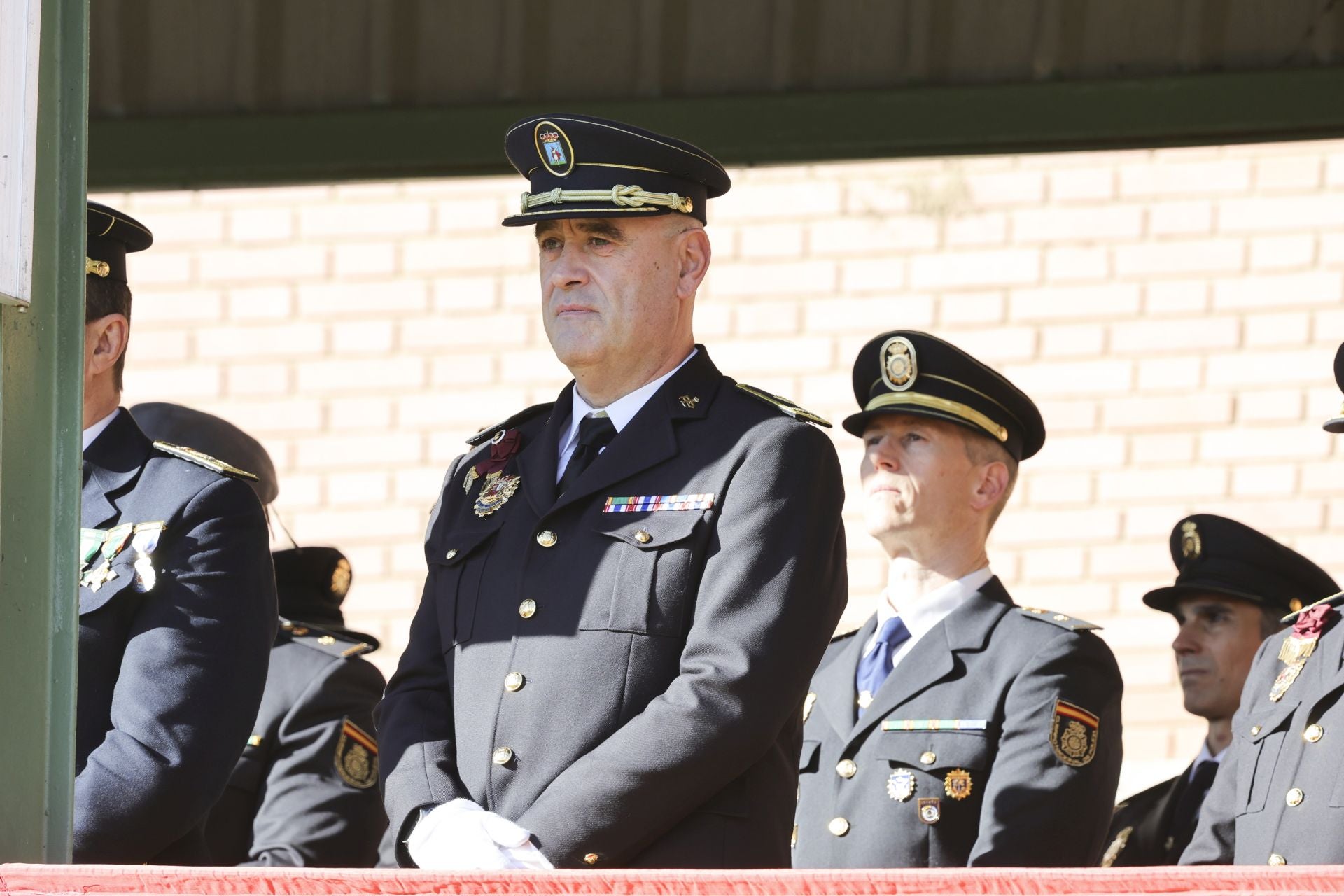 Parada militar y una despedida: las imágenes del Día de la Inmaculada en Cabo Noval