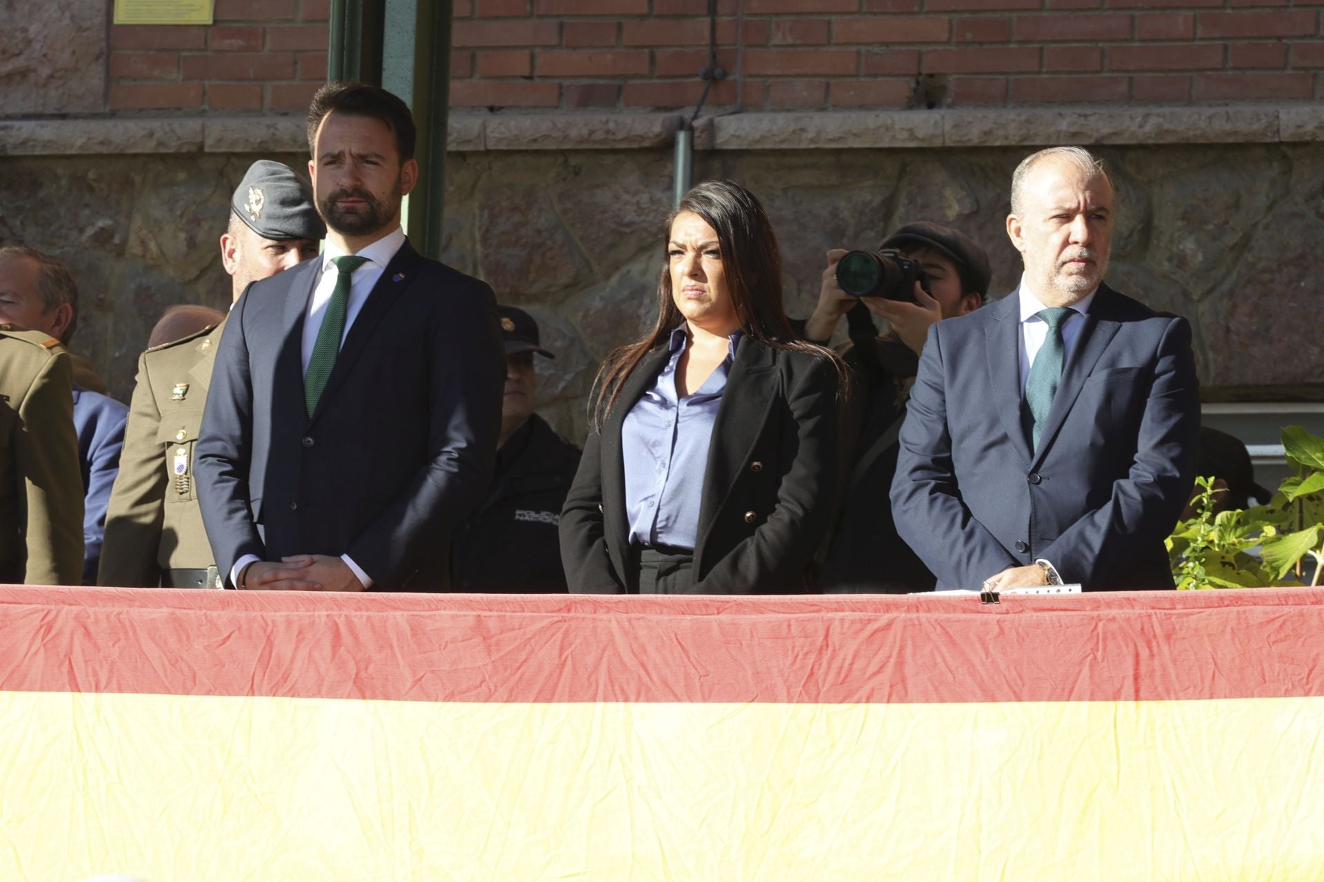 Parada militar y una despedida: las imágenes del Día de la Inmaculada en Cabo Noval
