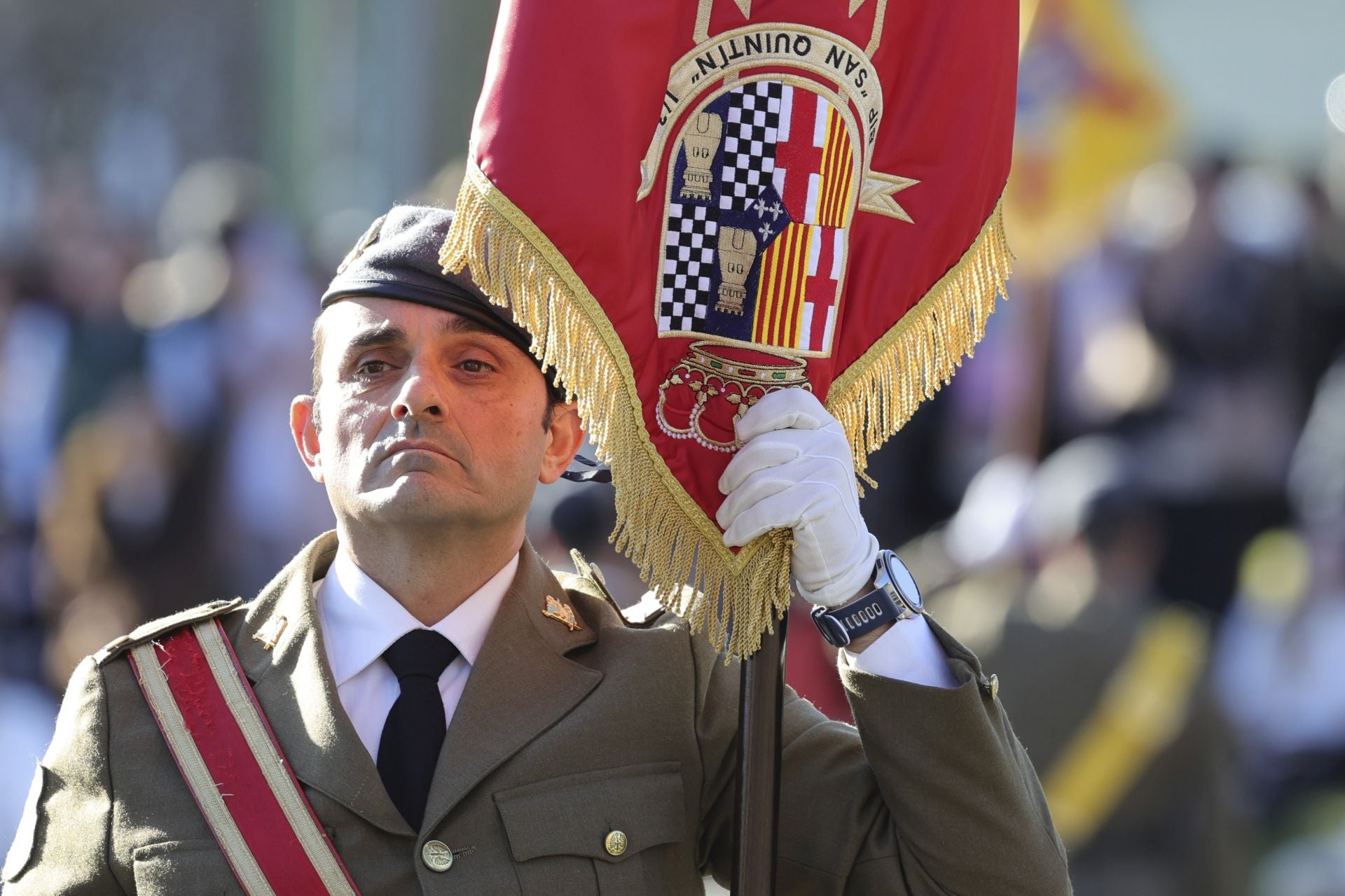 Parada militar y una despedida: las imágenes del Día de la Inmaculada en Cabo Noval