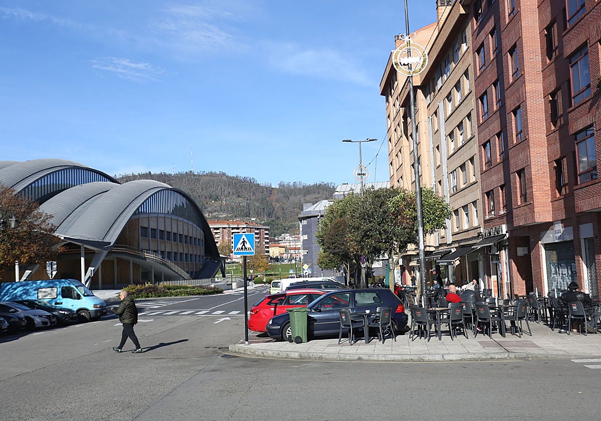 La calle Río Dobra, una de las que serán mejoradas y reordenadas por el Ayuntamiento.