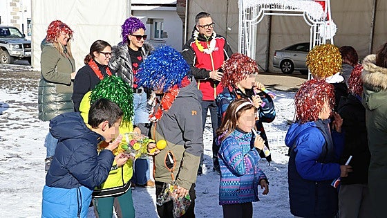 Escándalo con el Gordo de la Lotería de Navidad: la comisión de fiestas de Villamanín vende 10 décimos más de los que tenía asignados