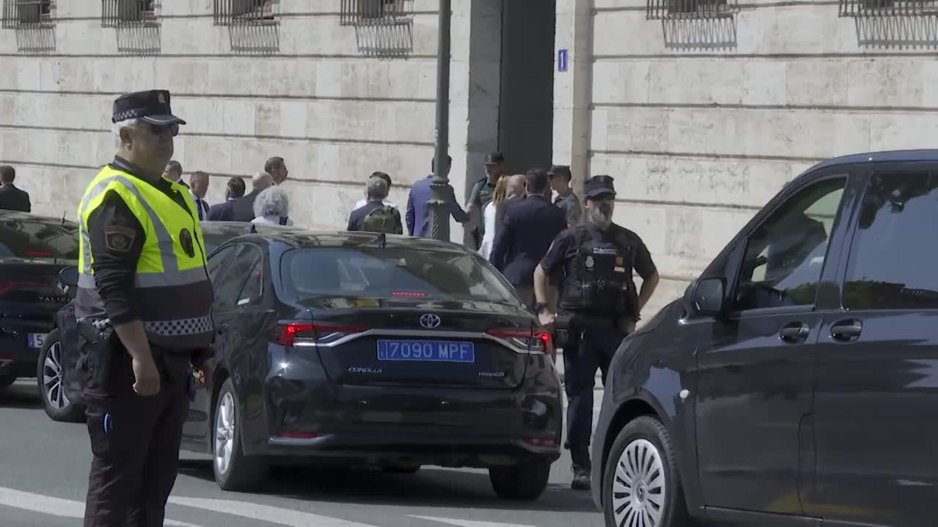 Sánchez se reúne con asociaciones víctimas de la dana en Valencia