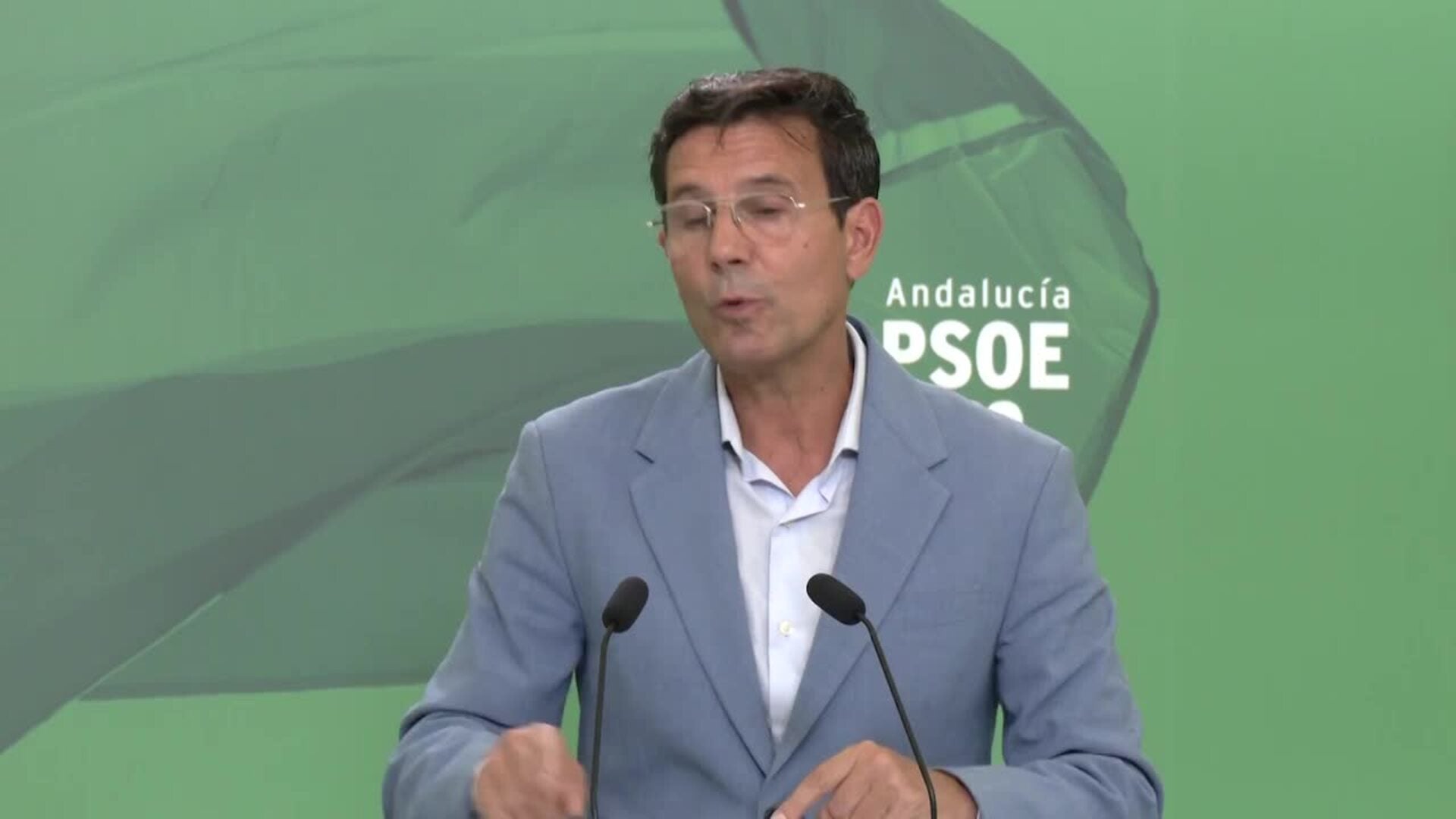PSOE-A critica las "vacaciones" en Japón de Moreno con "dinero de los andaluces"