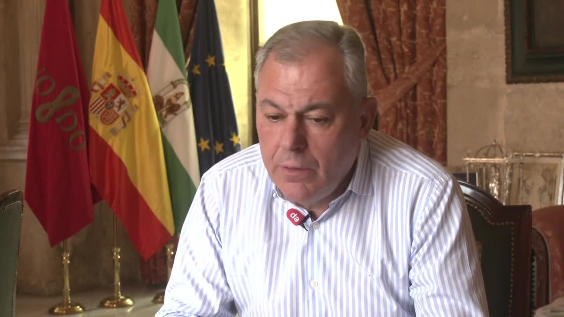 Alcalde augura avances en toldos de los puentes de Sevilla pese a lo "complicado" del proyecto