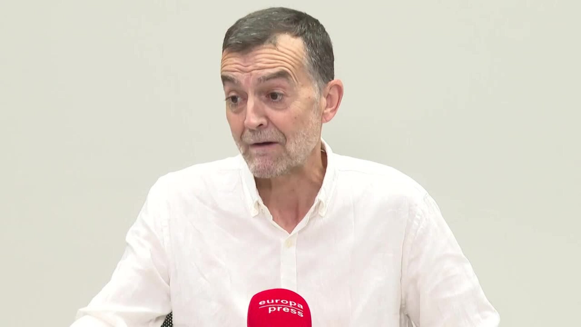 IU propone obligar a los cargos públicos que acrediten sus títulos para zanjar la polémica