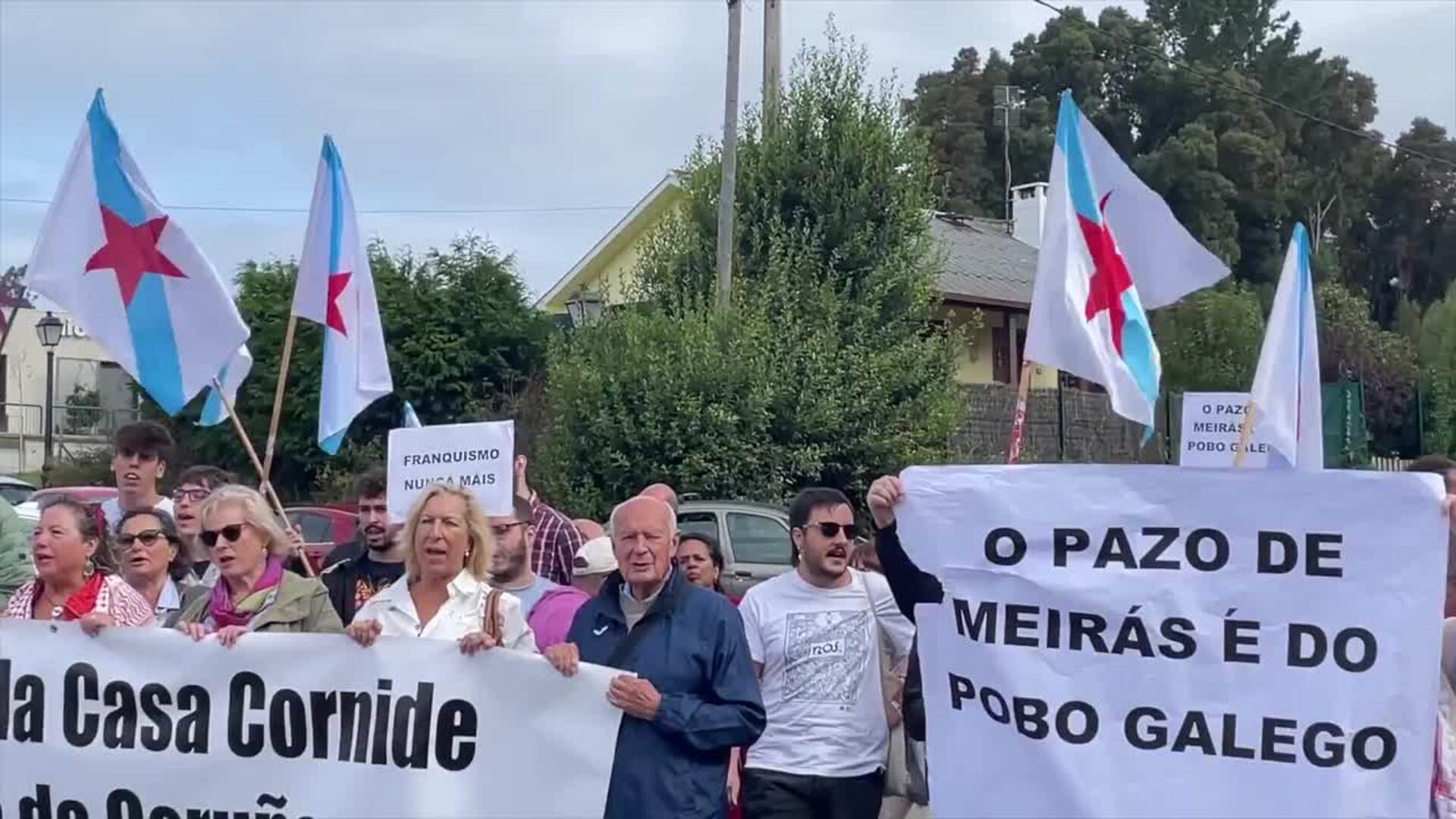Protestas sociales en el Pazo de Meirás: "Más memoria, menos fondos"