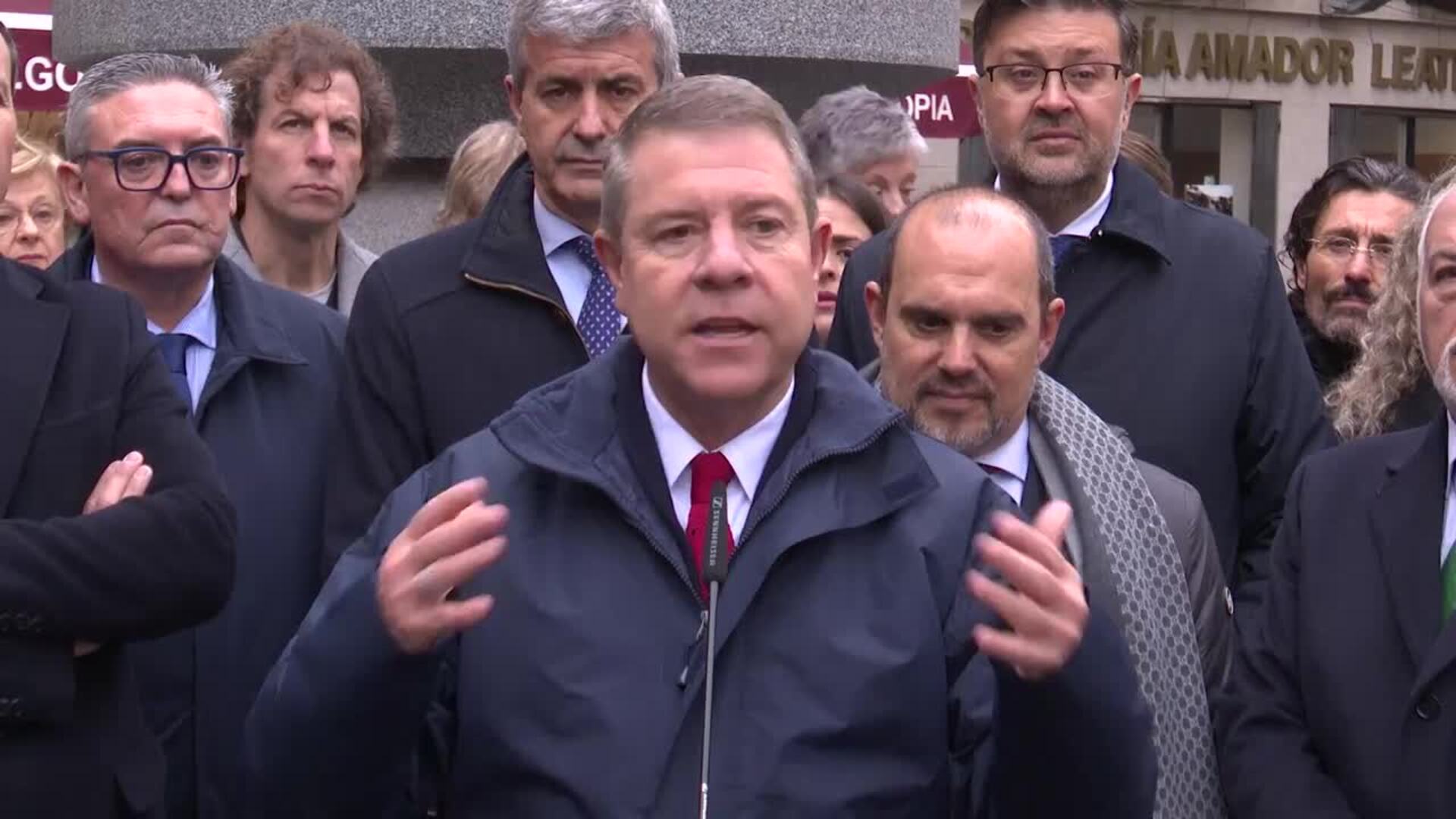 Toledo recupera a María Pacheco con una escultura de Julio Martín de Vidales frente al Alcázar