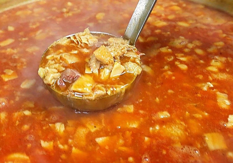 Doce restaurantes de Asturias compiten por el mejor plato de callos de España