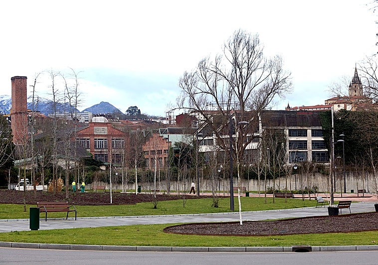 IU considera compatible el concurso de ideas de La Vega con la búsqueda de vestigios