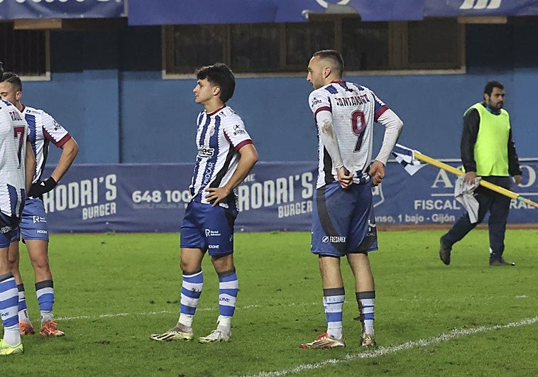 Vidal suma otro problema en el Real Avilés: se lesiona Guzmán y Eze es duda para Vigo