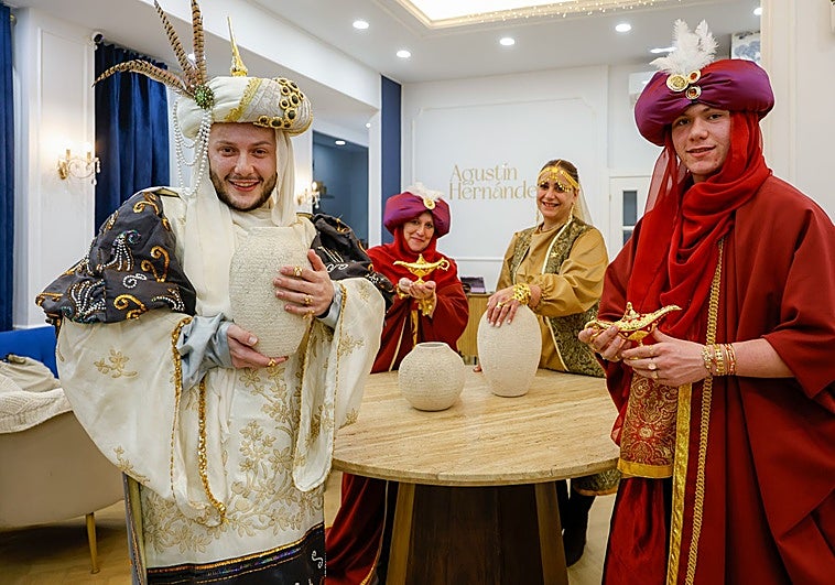 «Los Reyes del Goxu del Antroxu casi tenemos más agenda que la alcaldesa y la reina Letizia»