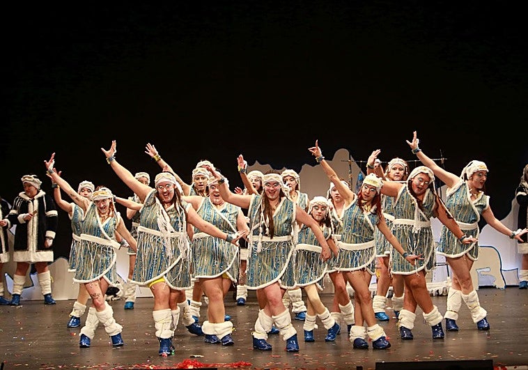 Descubre los planes de las catorce charangas del Antroxu de Gijón