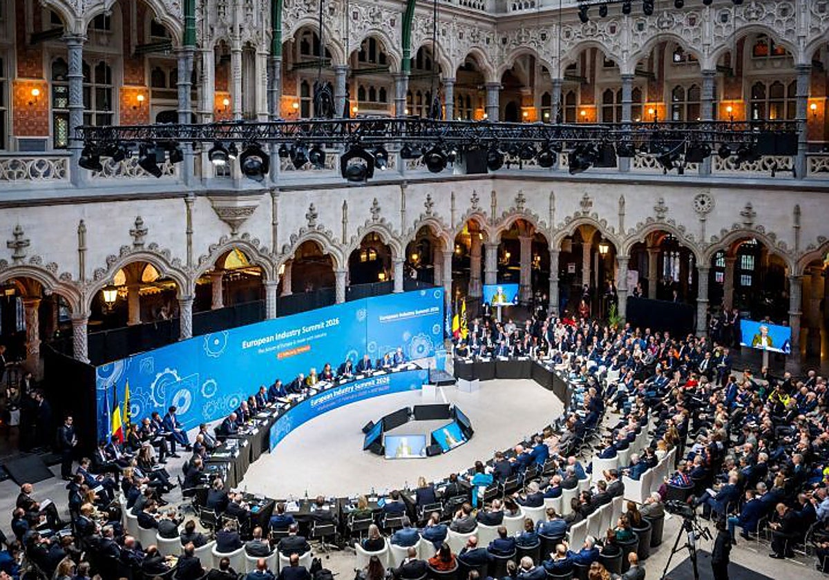 El atasco de la Ley de Aceleración Industrial, clave para Asturias ...