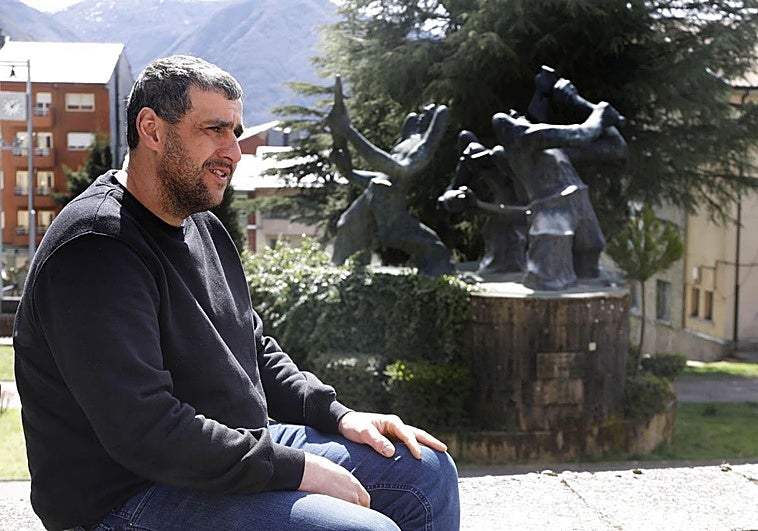 «Lo que me atormenta son los amigos que perdí; me levanto y me acuesto recordando sus caras»