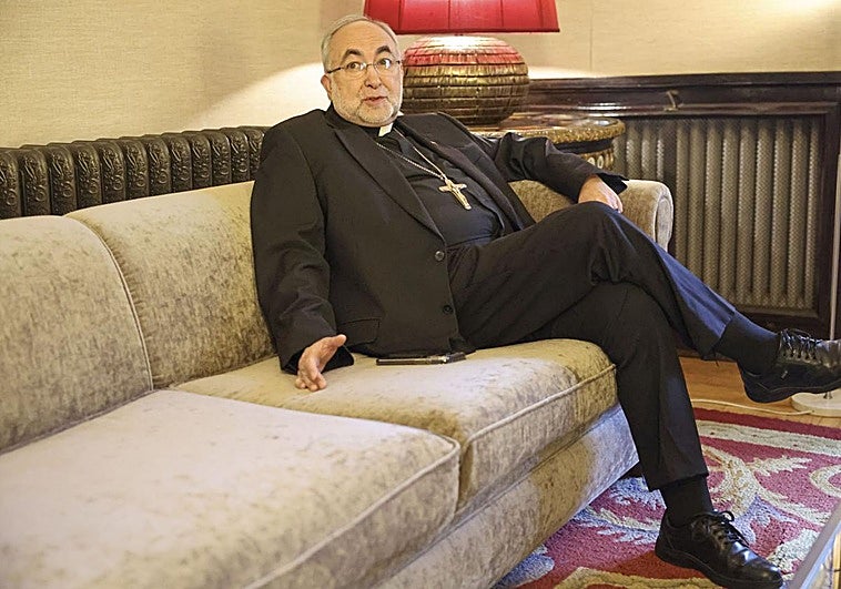 El arzobispo de Oviedo carga contra la eutanasia de Noelia Castillo, un «suicidio subvencionado»