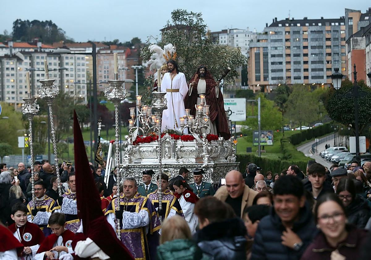 La procesión del Prendimiento de Oviedo en imágenes | El Comercio ...