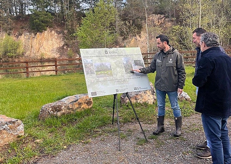 La laguna del Enguilu, en Nava, de cantera de áridos a área recreativa